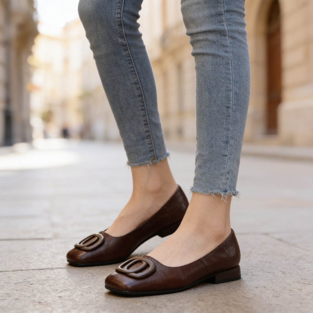 Opium Leather Flats