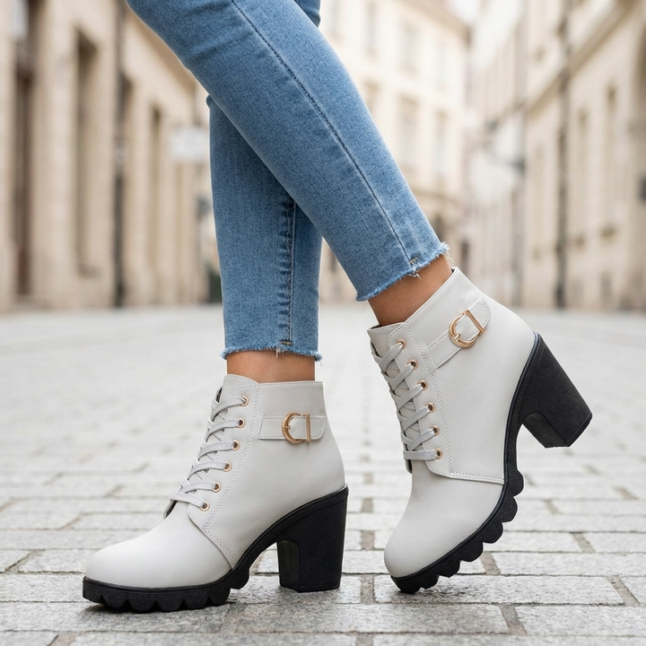 Katni Ankle Boots